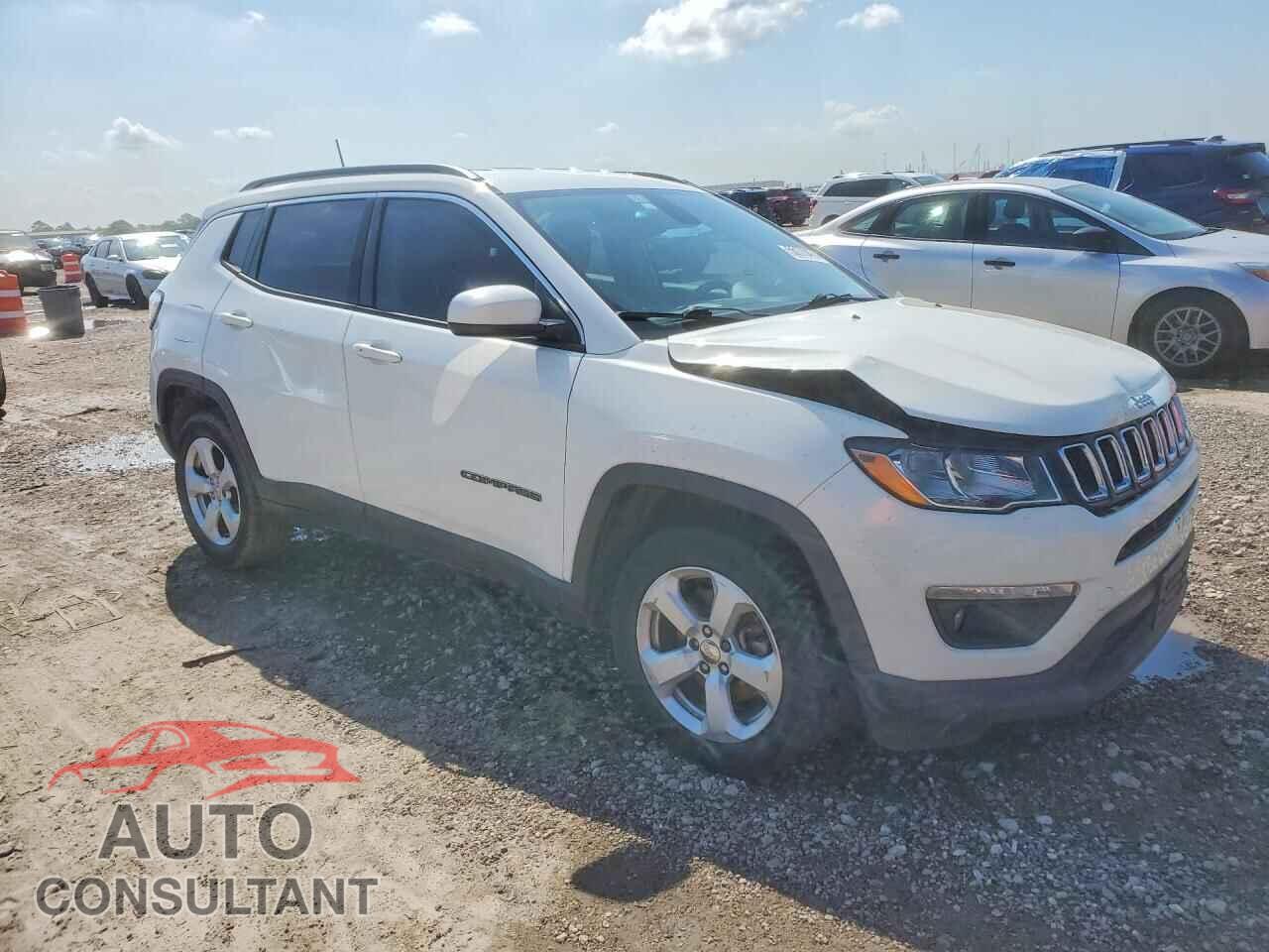 JEEP COMPASS 2018 - 3C4NJDBB4JT115231