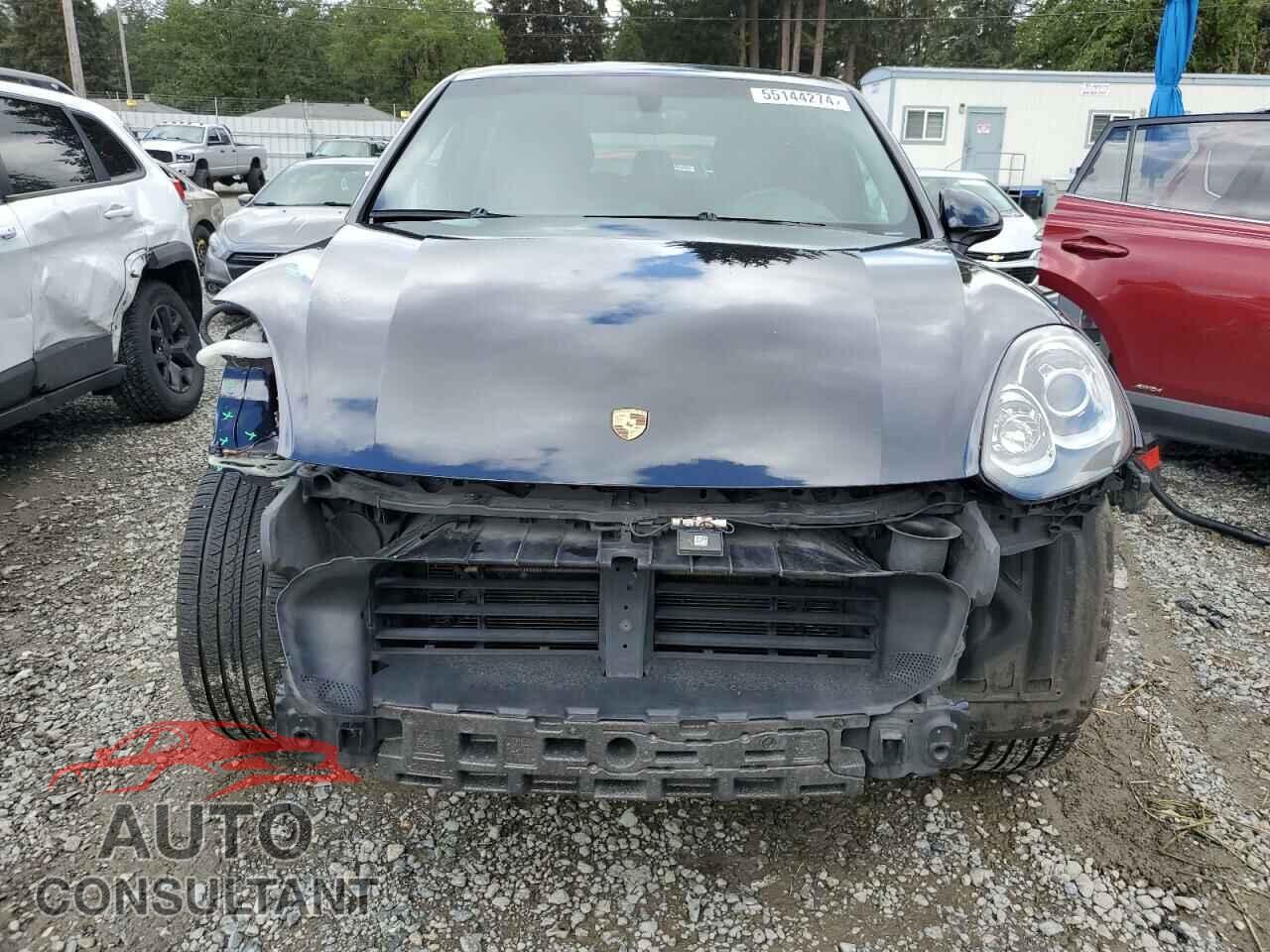 PORSCHE CAYENNE 2017 - WP1AA2A28HKA90977
