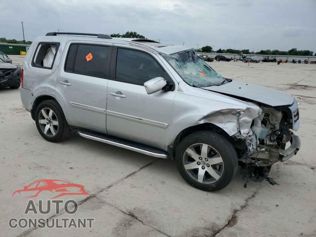 HONDA PILOT 2015 - 5FNYF4H92FB009966