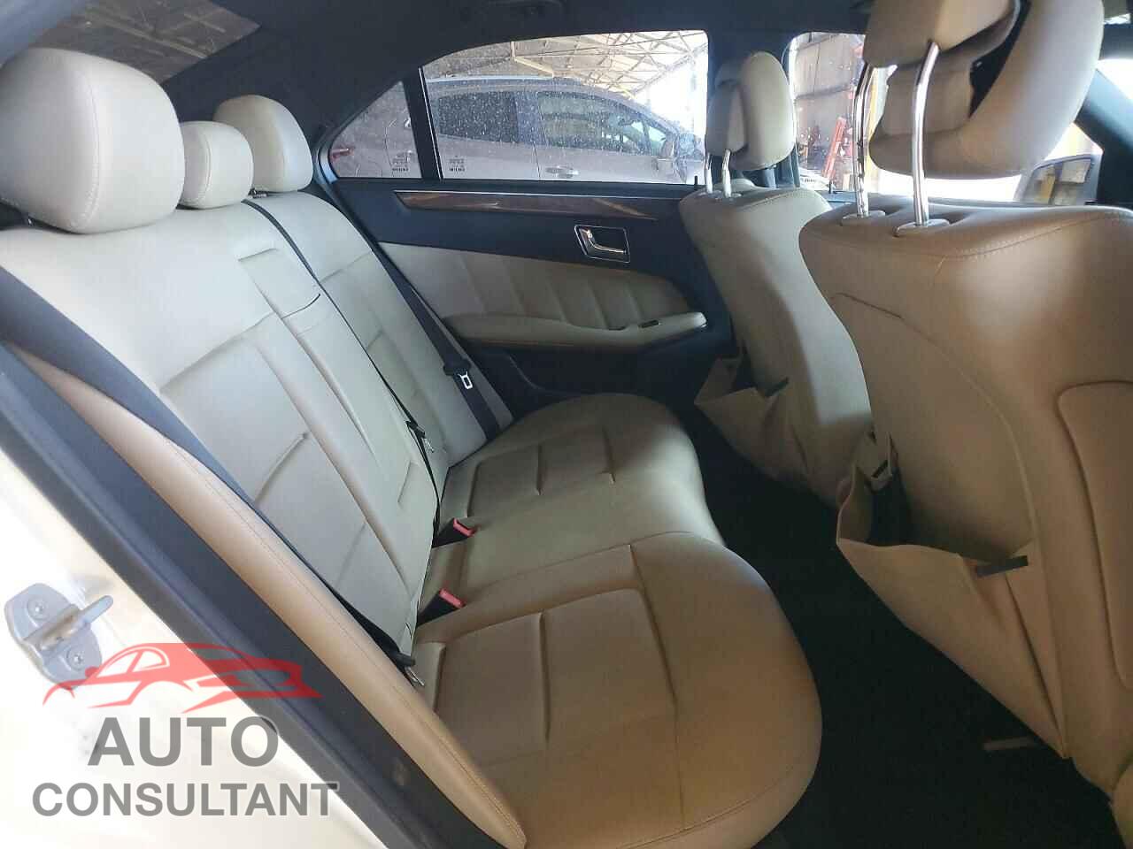 MERCEDES-BENZ E-CLASS 2010 - WDDHF5GB0AA112191