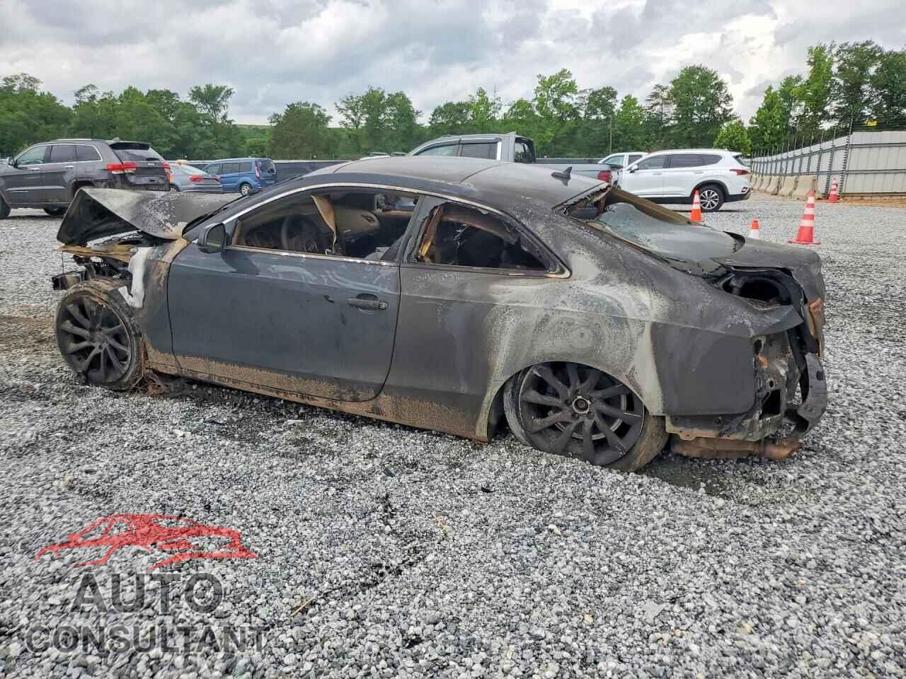 AUDI A5 2013 - WAULFAFR9DA077518