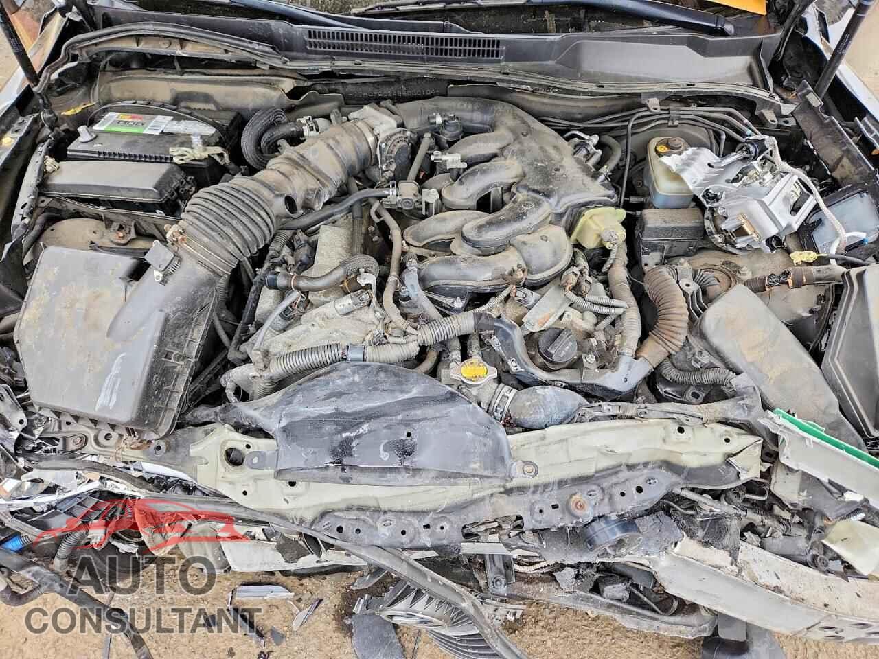 LEXUS IS 2011 - JTHCF5C24B5050104