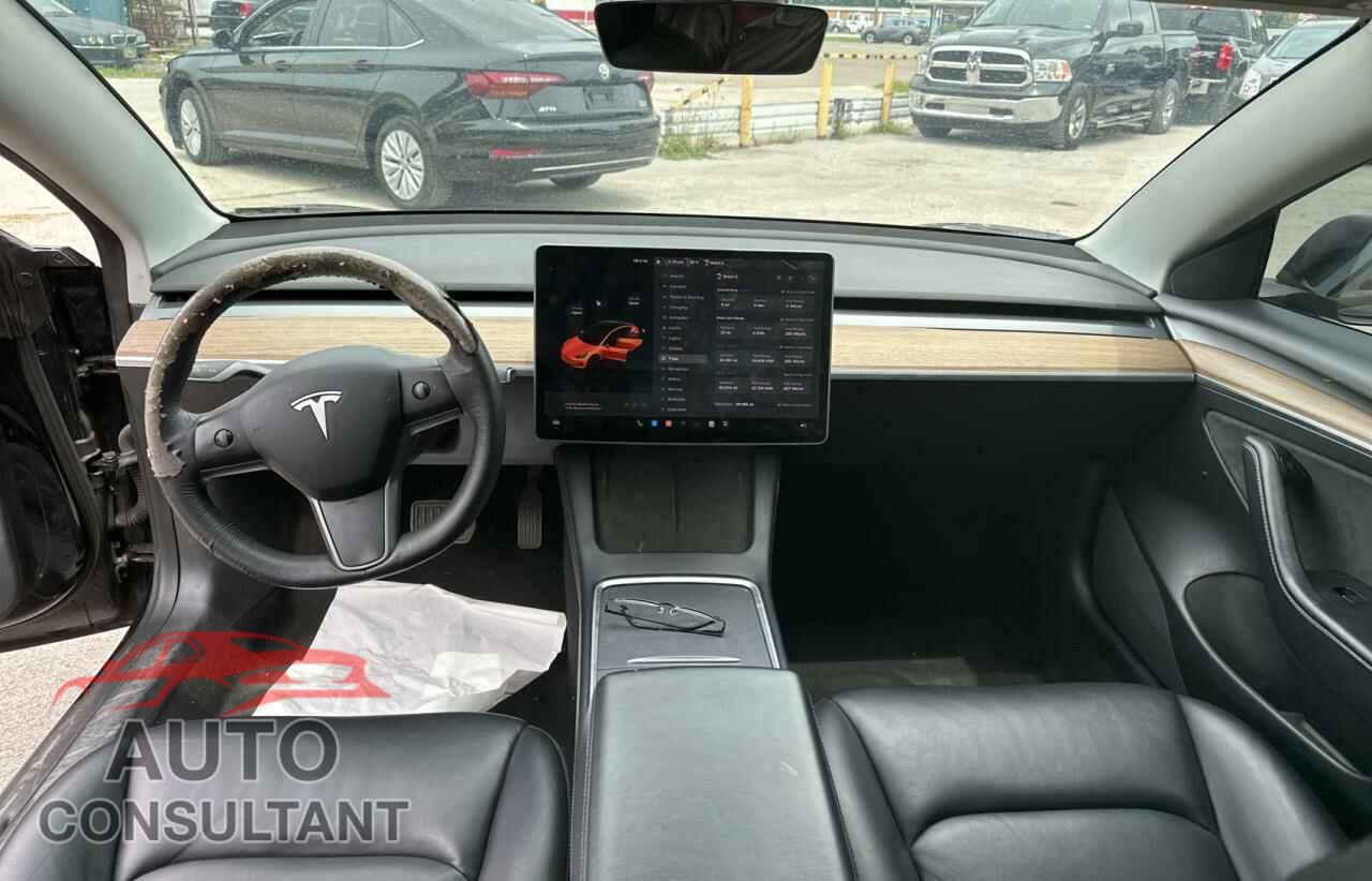 TESLA MODEL 3 2021 - 5YJ3E1EA9MF048657