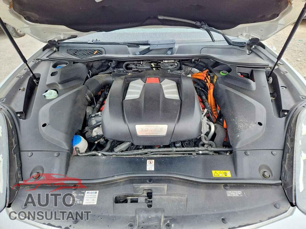 PORSCHE CAYENNE 2015 - WP1AE2A24FLA50214