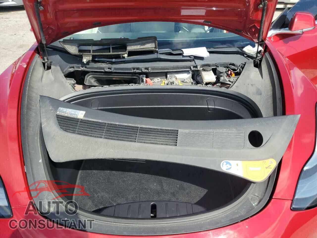 TESLA MODEL 3 2018 - 5YJ3E1EA1JF020217