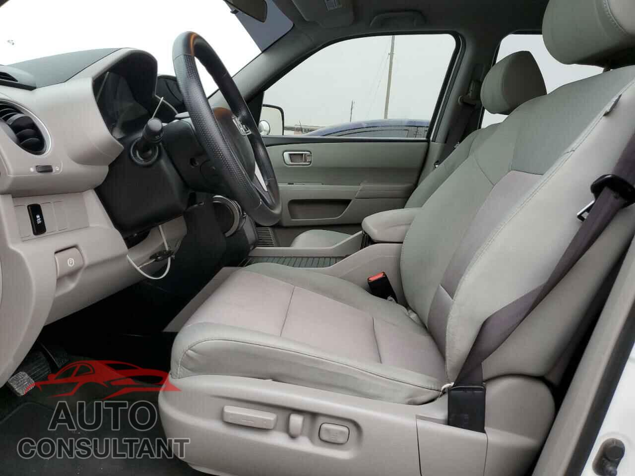 HONDA PILOT 2015 - 5FNYF3H43FB032073