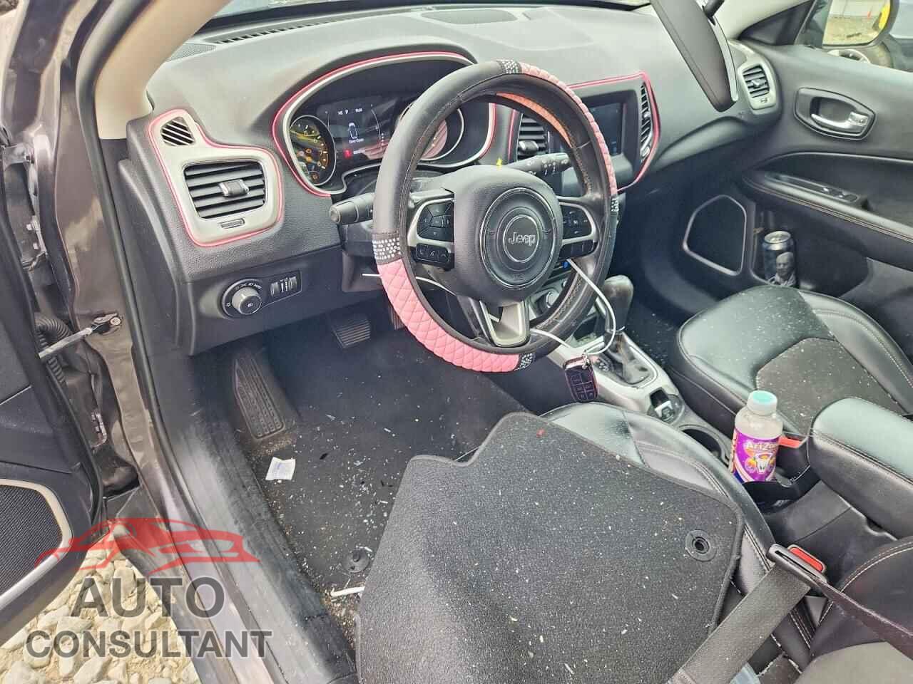 JEEP COMPASS 2021 - 3C4NJDBBXMT547603