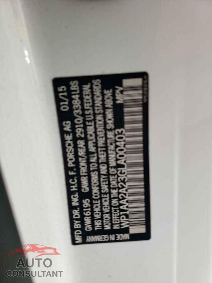 PORSCHE CAYENNE 2016 - WP1AA2A23GLA00403