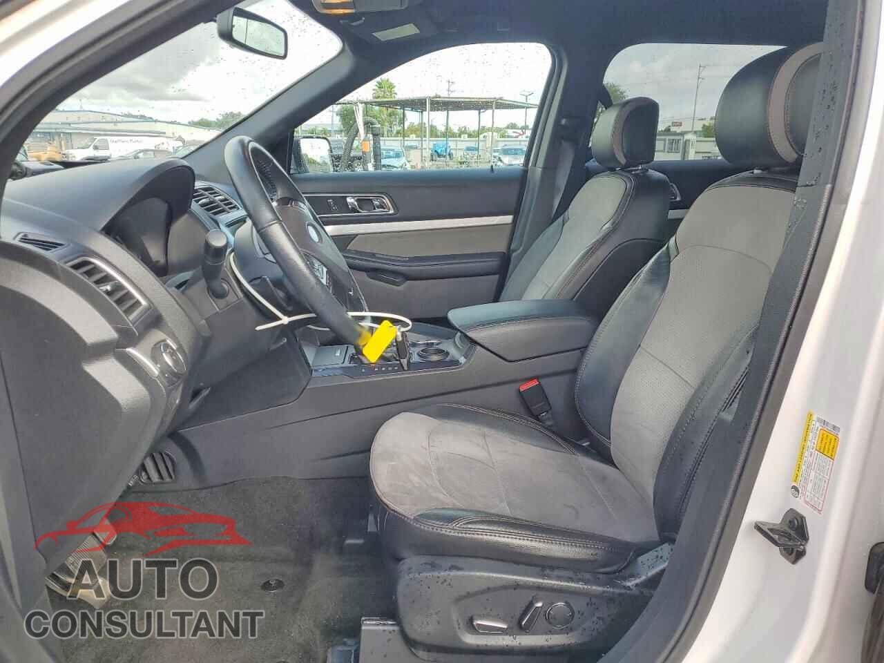 FORD EXPLORER 2017 - 1FM5K7D85HGE38388