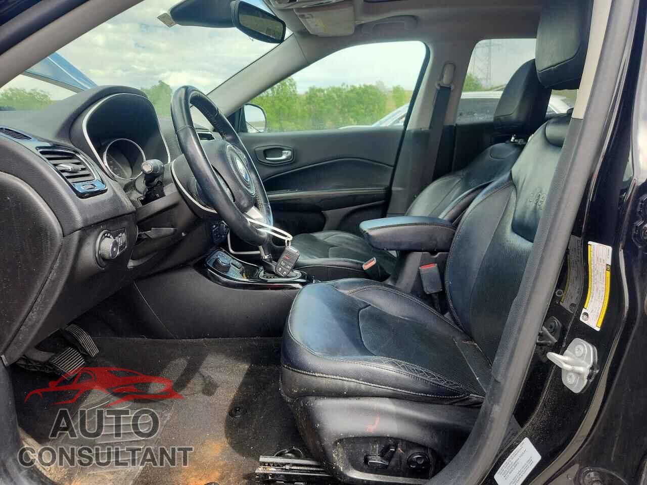 JEEP COMPASS 2018 - 3C4NJDCB1JT104993