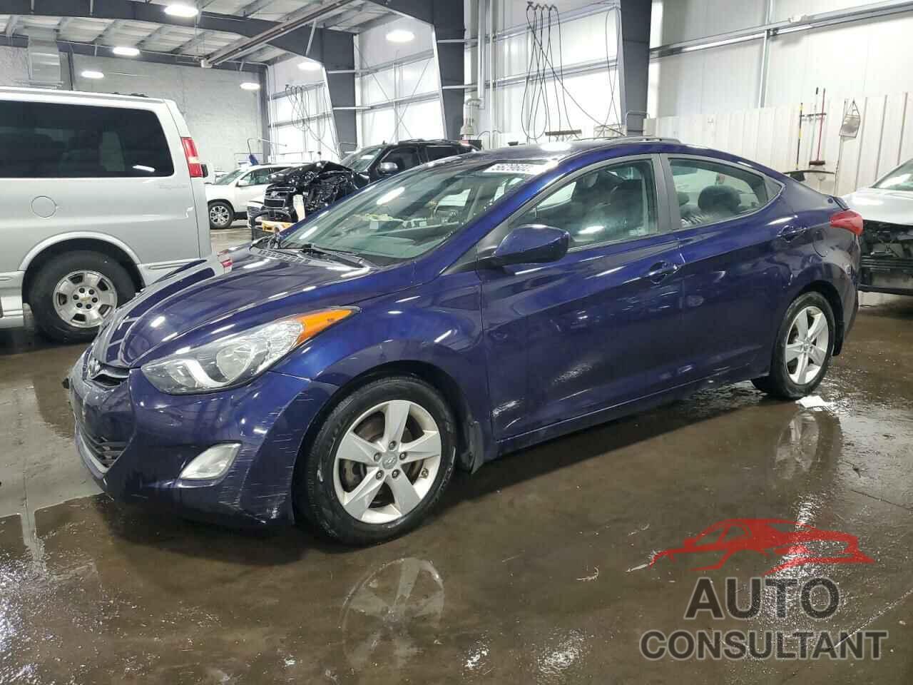 HYUNDAI ELANTRA 2013 - 5NPDH4AE9DH408226