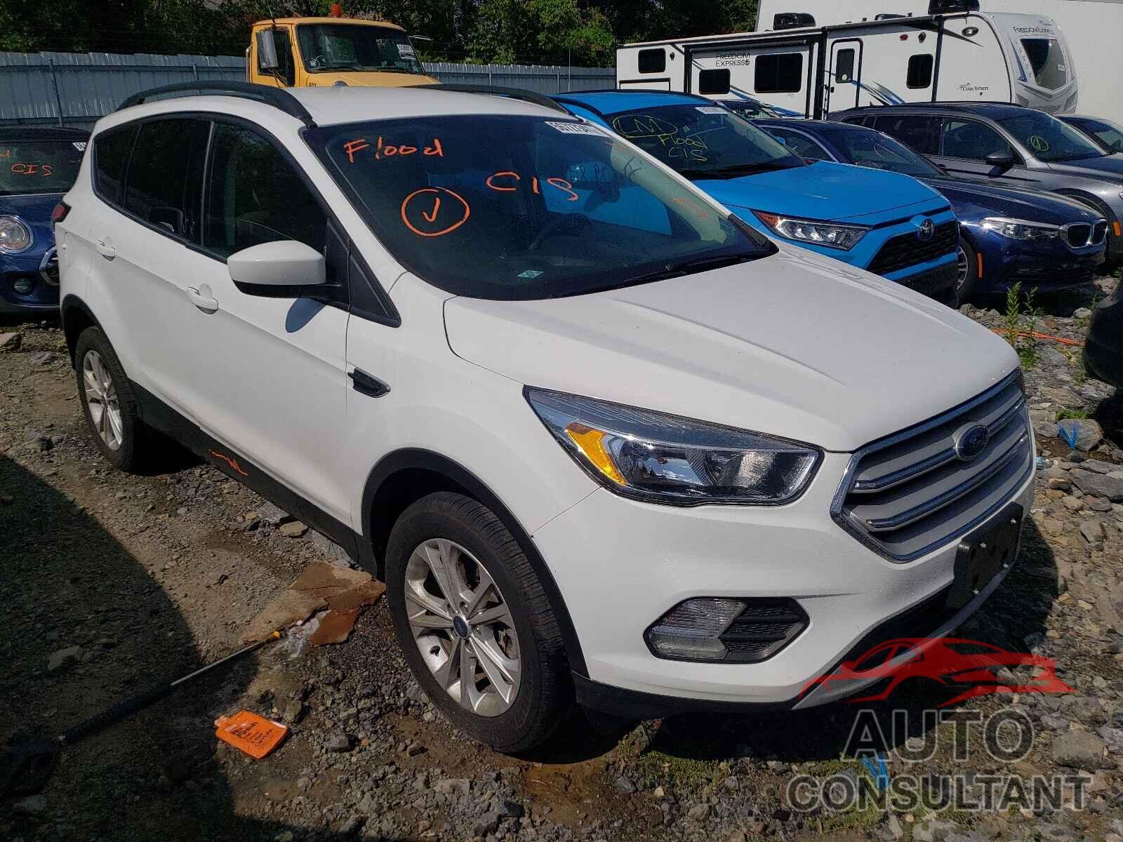 FORD ESCAPE 2018 - 1FMCU9GD0JUA32760