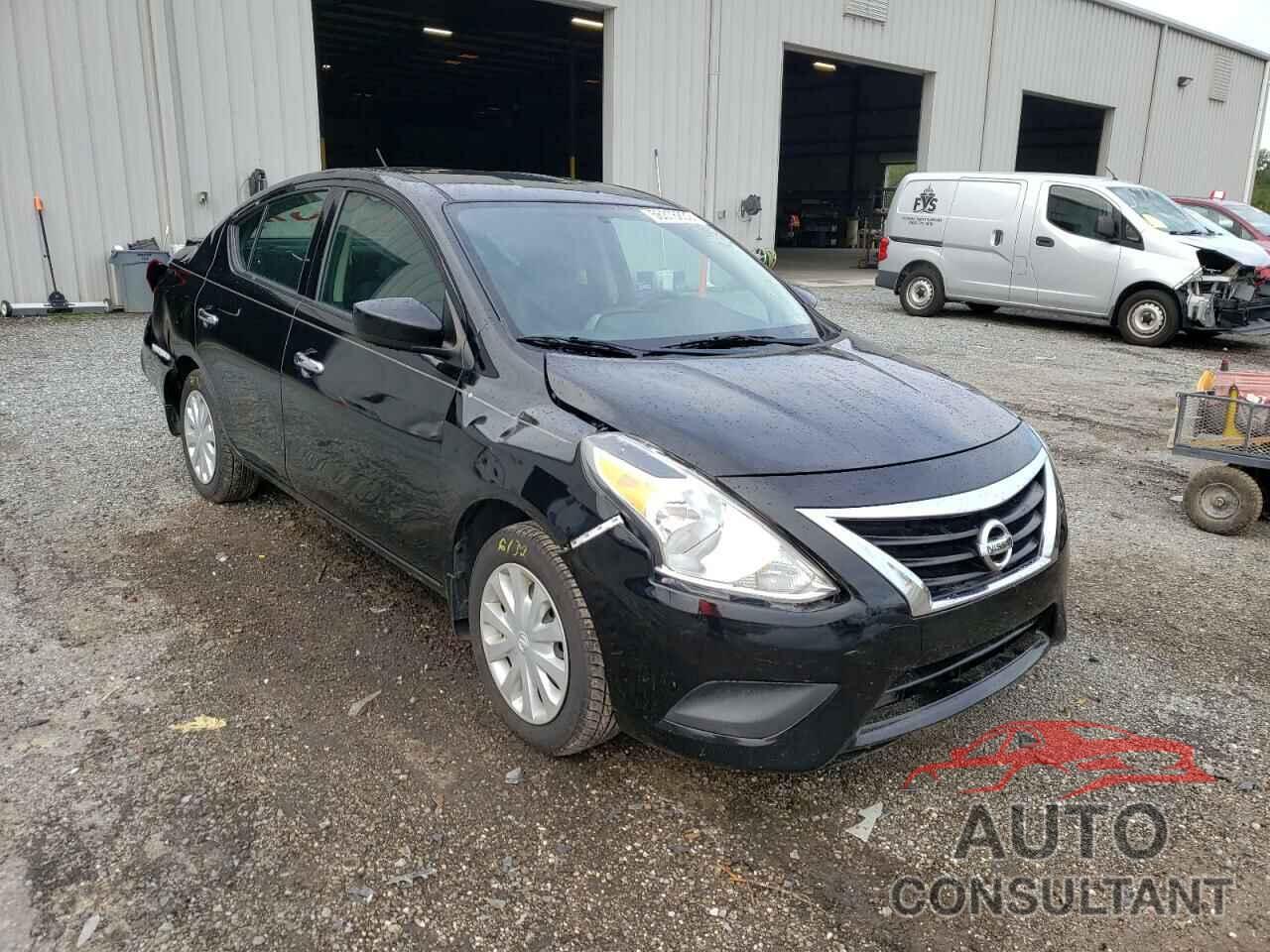 NISSAN VERSA 2018 - 3N1CN7AP8JL885526