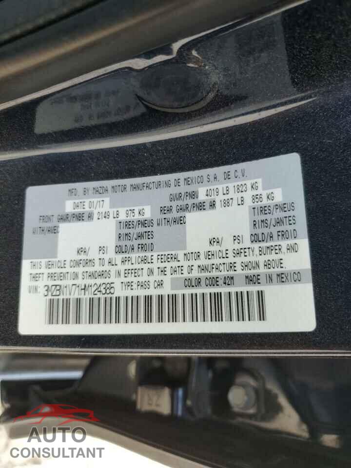 MAZDA 3 2017 - 3MZBN1V71HM124385