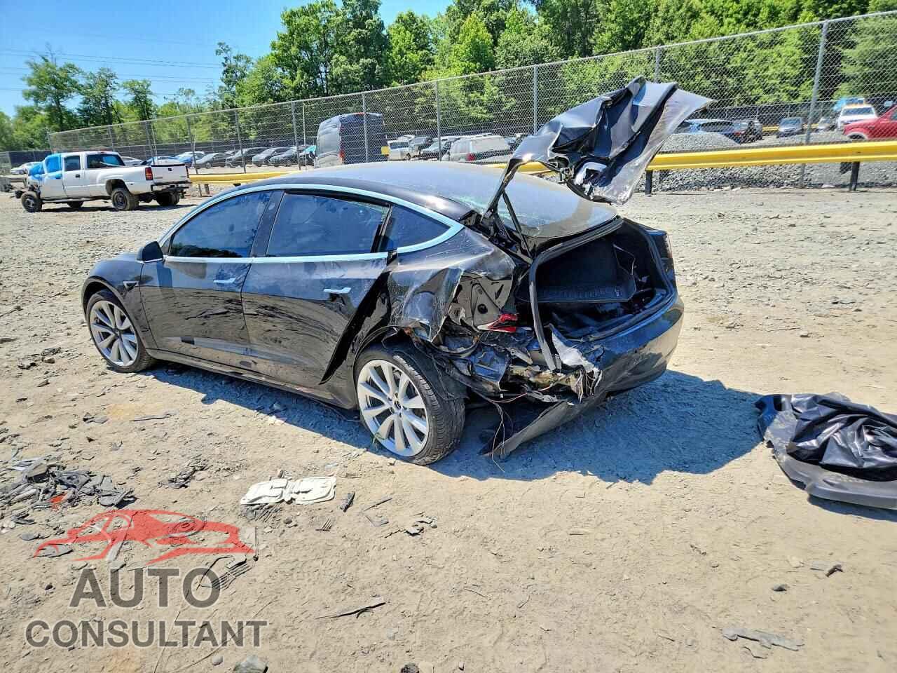 TESLA MODEL 3 2020 - 5YJ3E1EA2LF590813