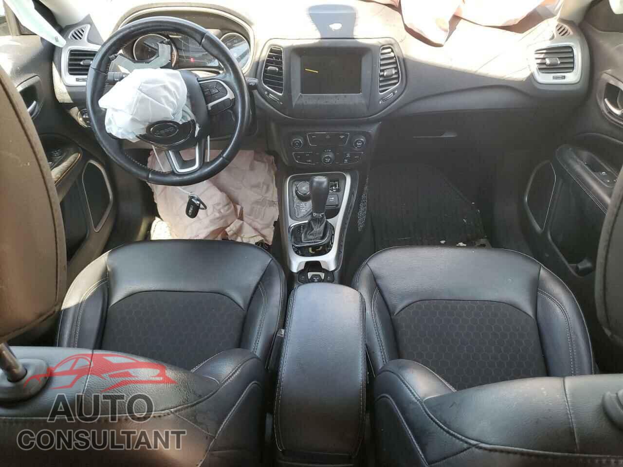 JEEP COMPASS 2019 - 3C4NJDBB8KT828165