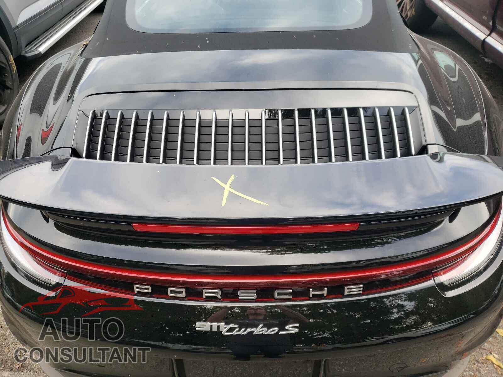 PORSCHE 911 2021 - WP0CD2A98MS263101
