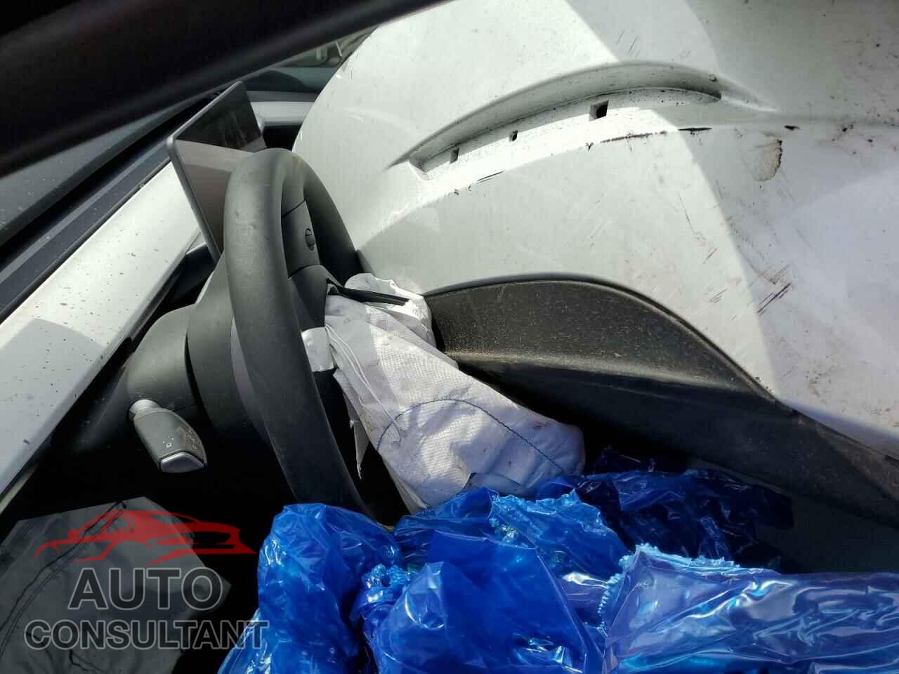 TESLA MODEL 3 2023 - 5YJ3E1EB5PF661226