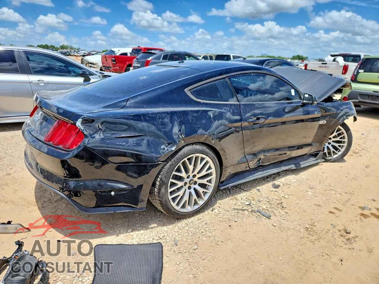 FORD MUSTANG 2017 - 1FA6P8CF1H5329007