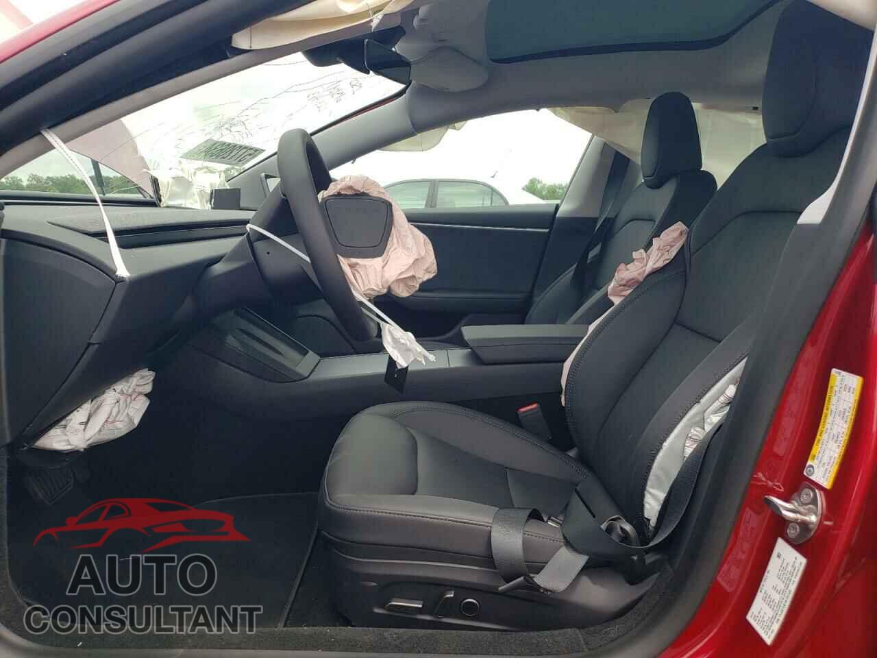 TESLA MODEL 3 2024 - 5YJ3E1EB1RF767563