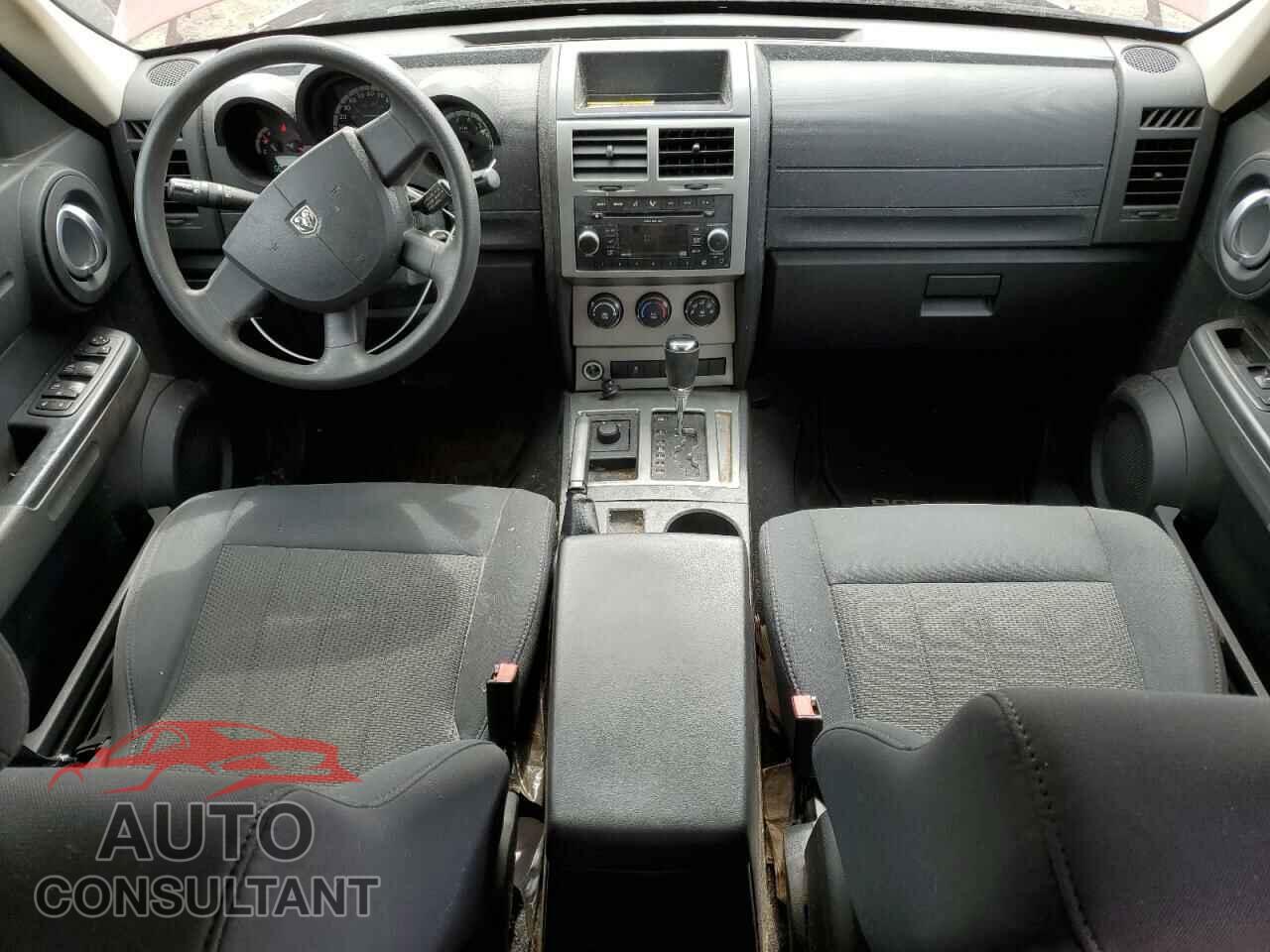 DODGE NITRO 2011 - 1D4PU4GK8BW576875