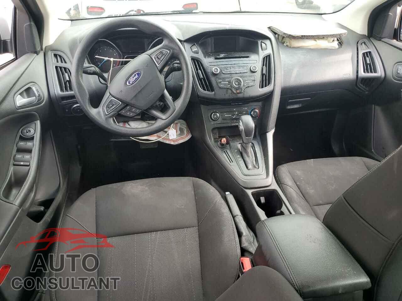 FORD FOCUS 2017 - 1FADP3F23HL328312