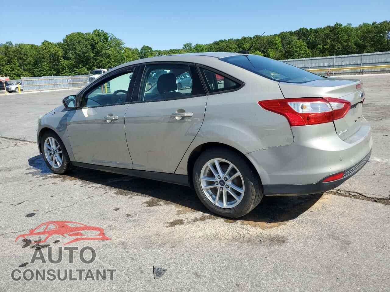 FORD FOCUS 2015 - 1FADP3F20FL215012