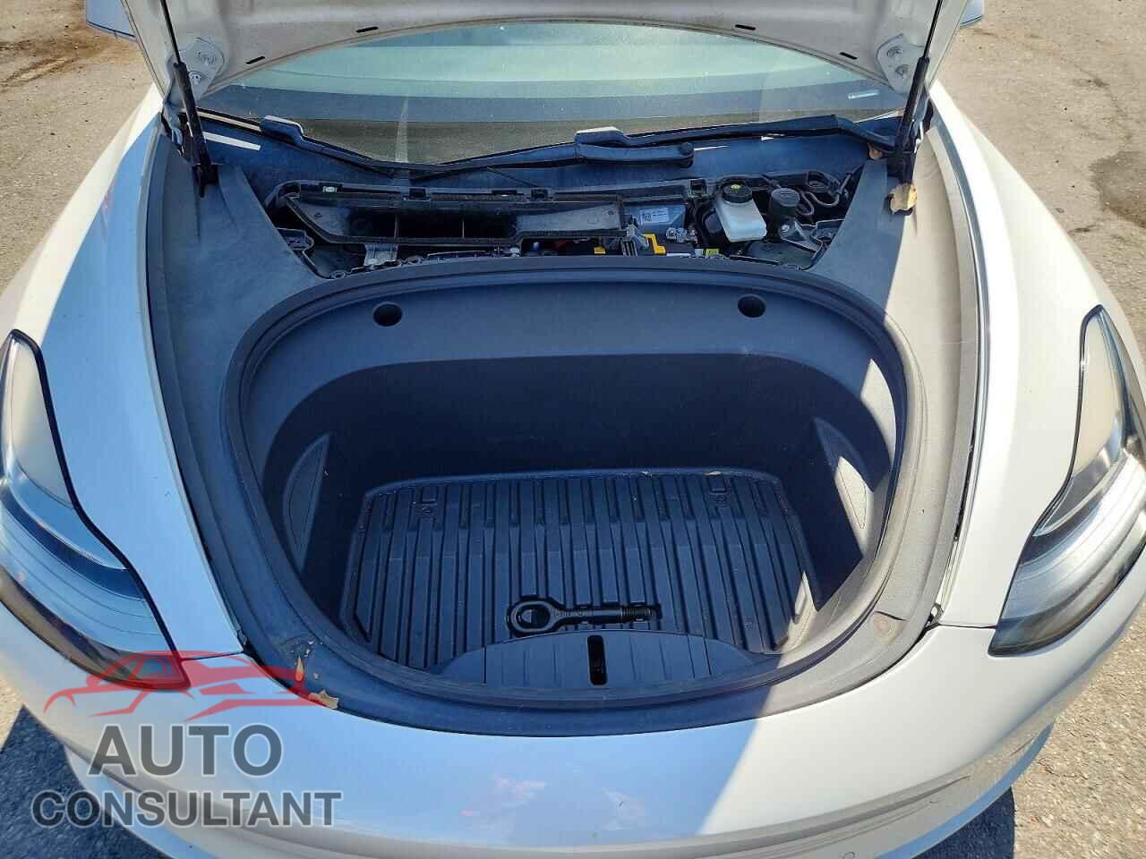 TESLA MODEL 3 2019 - 5YJ3E1EA7KF485585