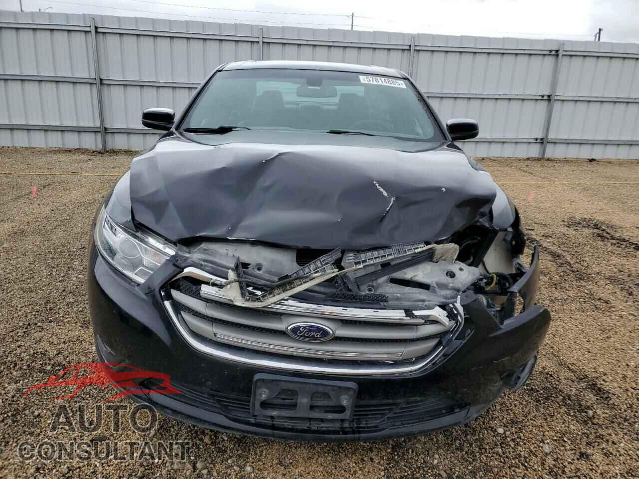 FORD TAURUS 2017 - 1FAHP2E86HG137669