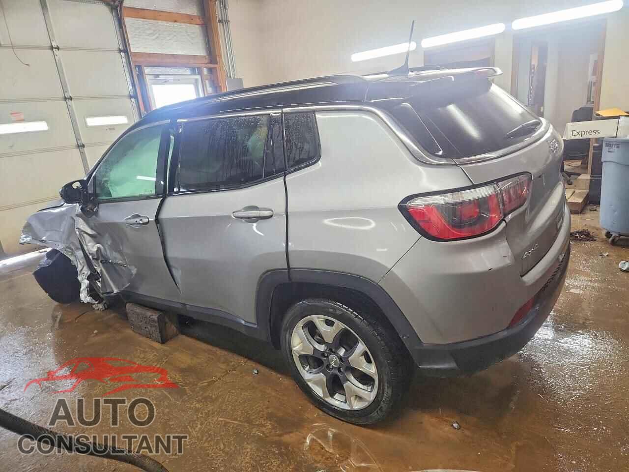JEEP COMPASS 2018 - 3C4NJDCB1JT264615