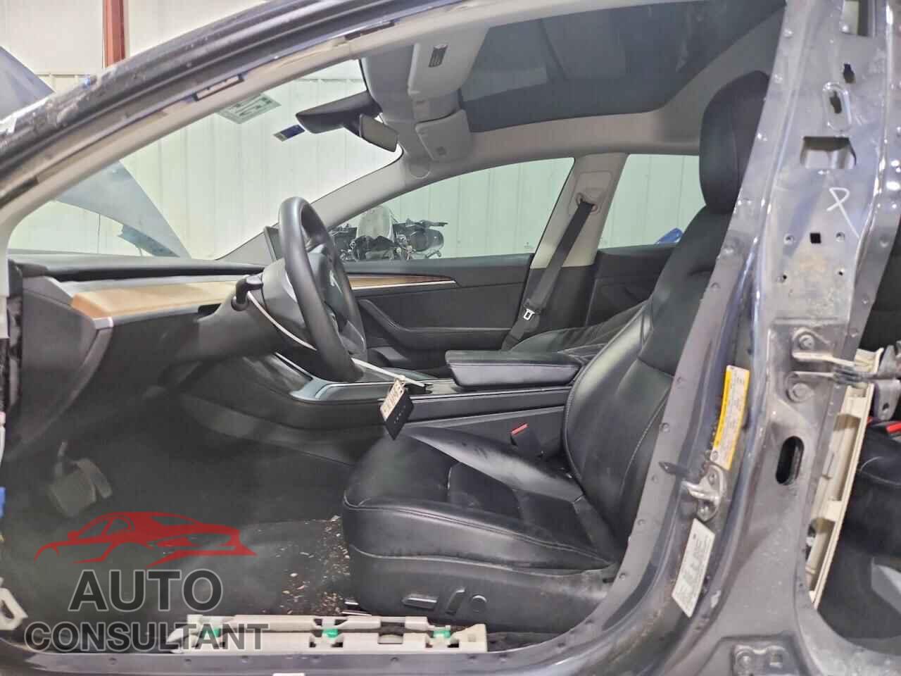 TESLA MODEL 3 2021 - 5YJ3E1EA7MF098134