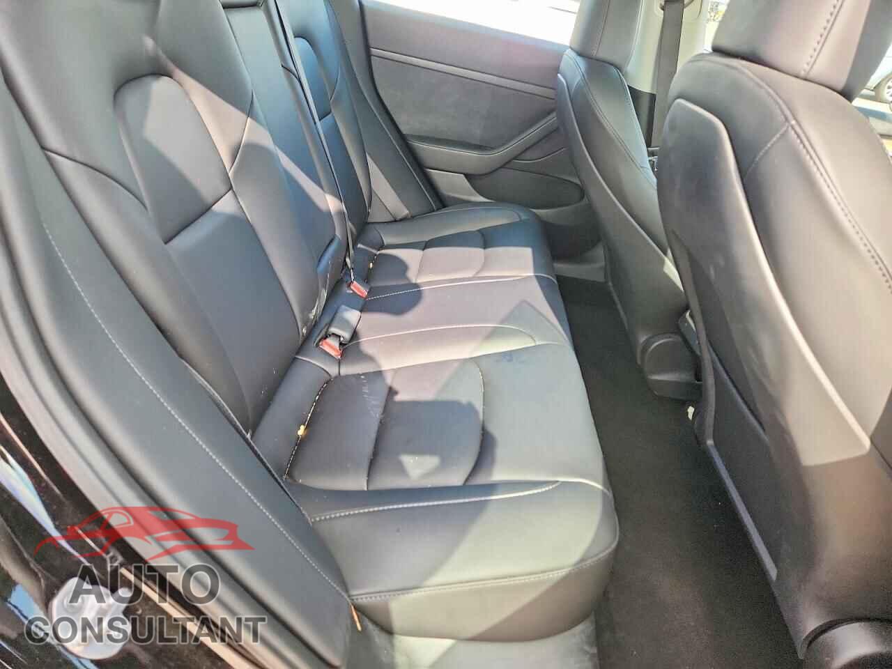 TESLA MODEL 3 2023 - 5YJ3E1EA0PF660220