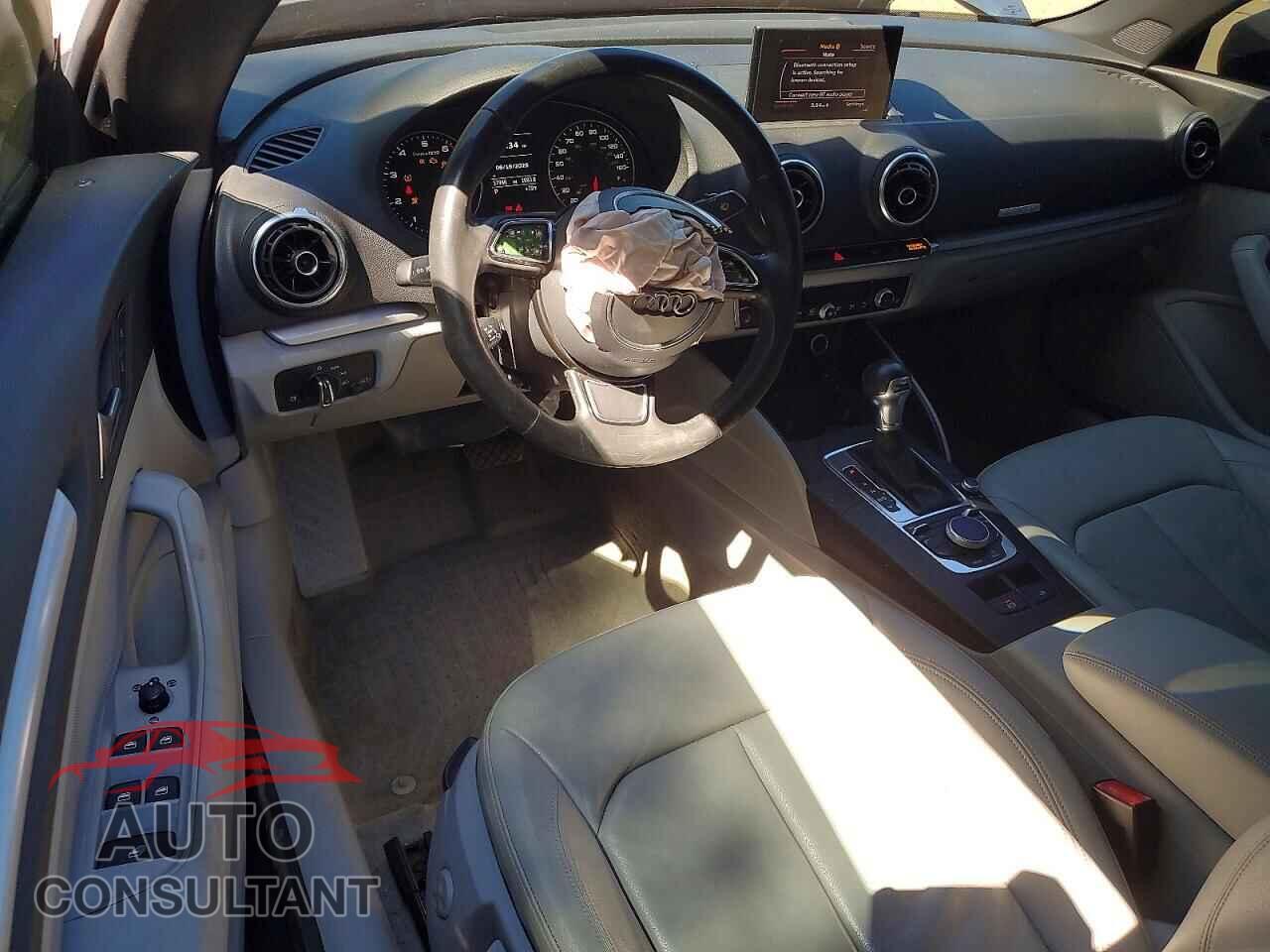 AUDI A3 2015 - WAU7FLFF2F1033611