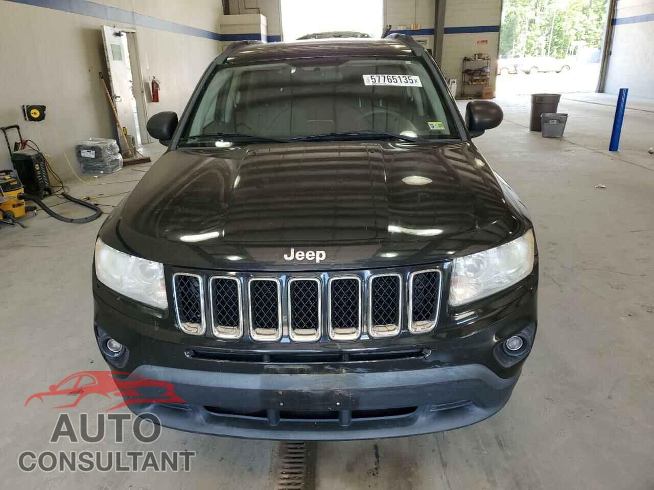 JEEP COMPASS 2011 - 1J4NF1FB9BD135969
