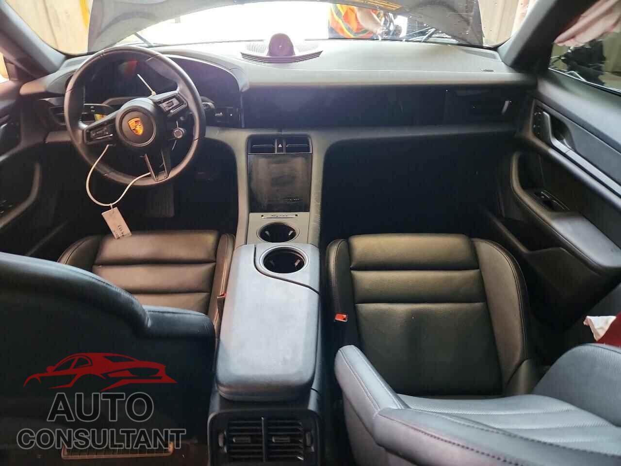 PORSCHE TAYCAN 2023 - WP0AA2Y13PSA10081