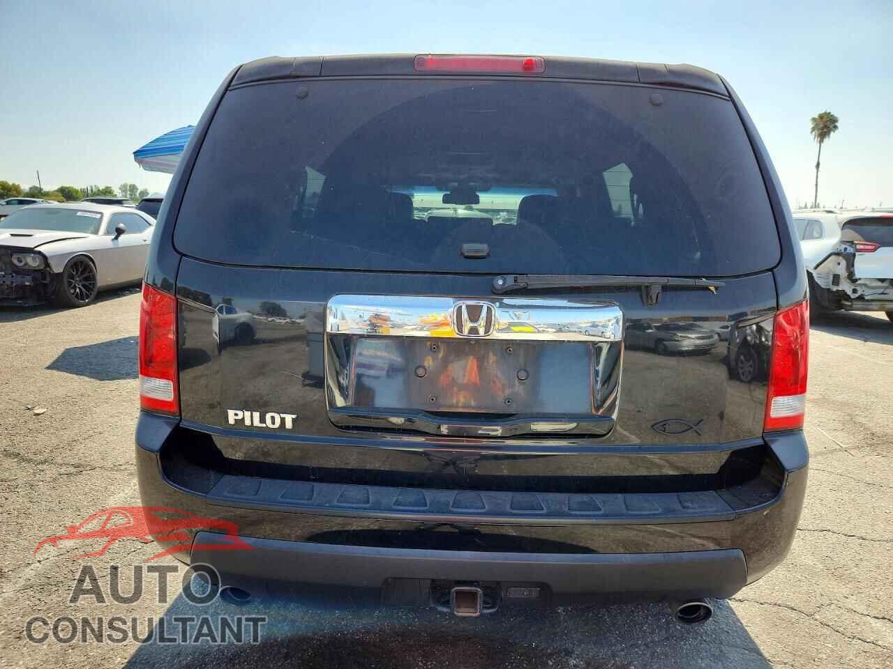 HONDA PILOT 2011 - 5FNYF3H65BB002133