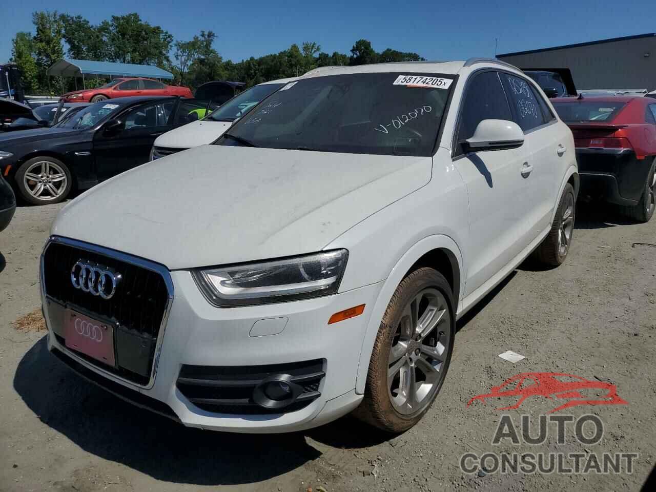 AUDI Q3 2015 - WA1EFCFS6FR012070
