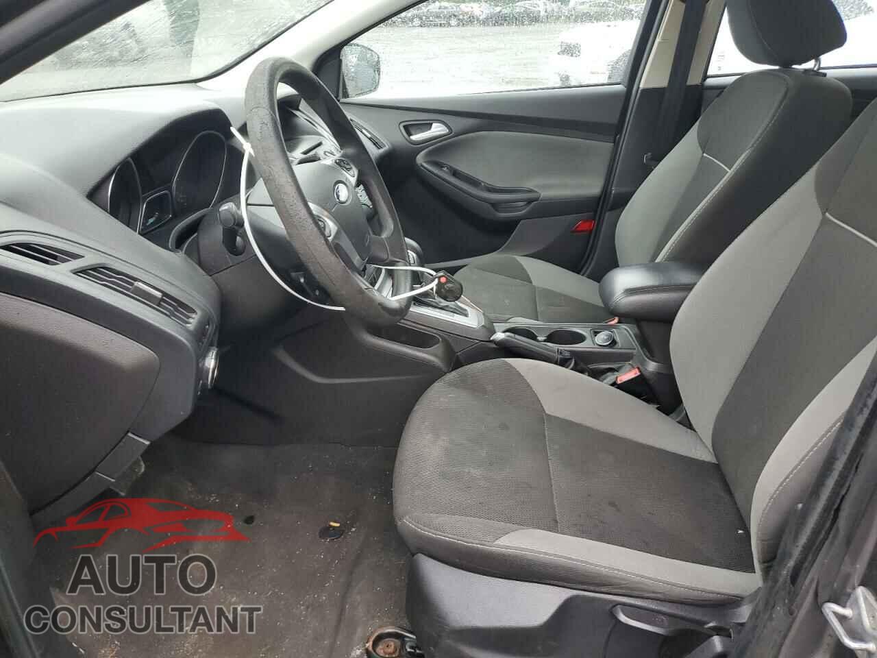 FORD FOCUS 2014 - 1FADP3F24EL243345