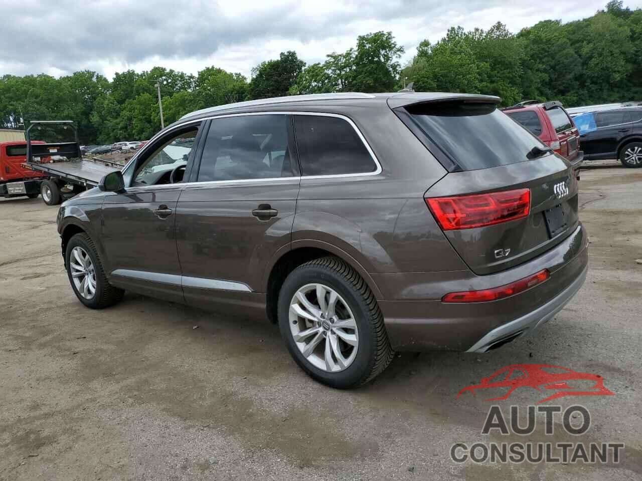 AUDI Q7 2019 - WA1LHAF77KD035639