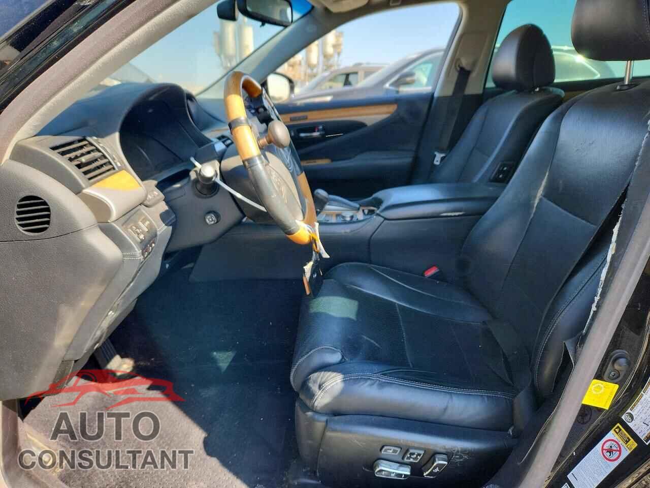 LEXUS LS600 2014 - JTHDU1EF7E5017587