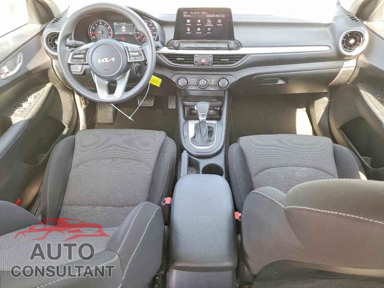 KIA FORTE LXS 2024 - 3KPF24AD8RE800983