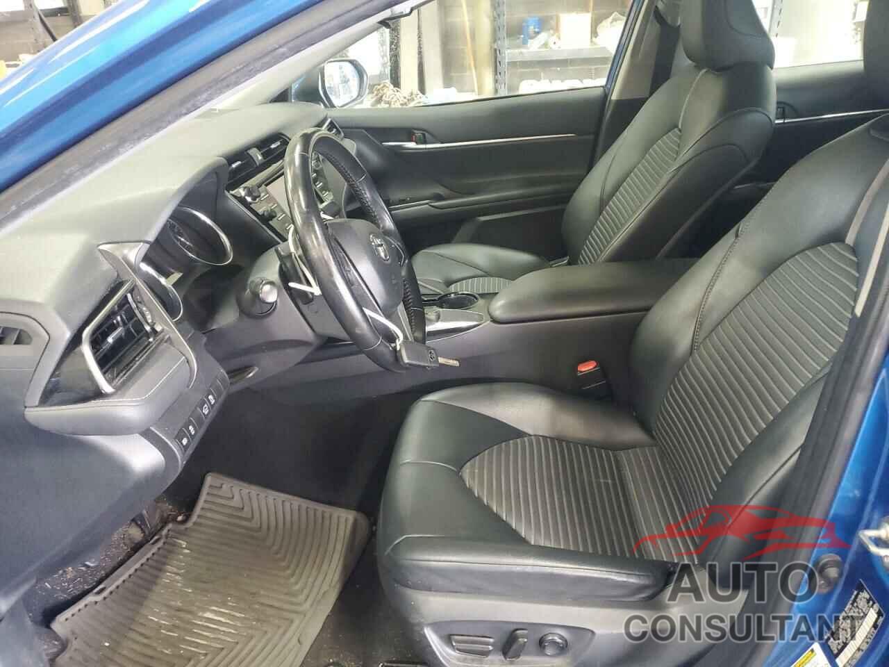 TOYOTA CAMRY 2019 - 4T1B11HK2KU230518