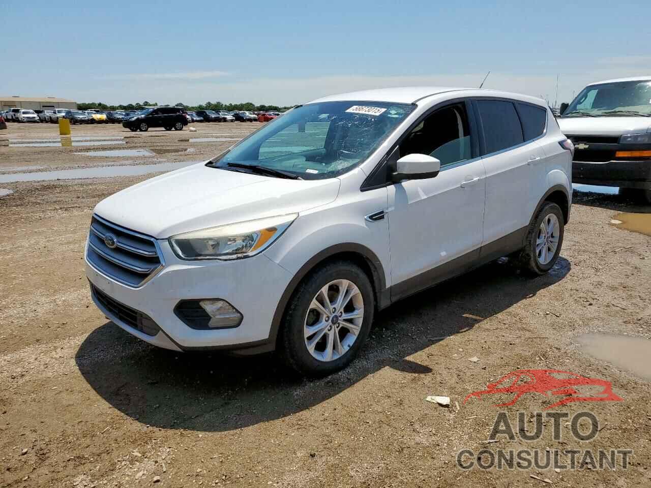 FORD ESCAPE 2017 - 1FMCU0GD9HUD67456