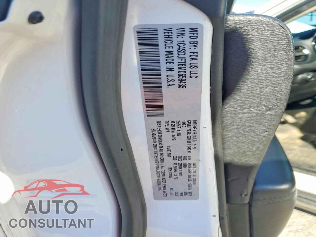 DODGE DURANGO 2021 - 1C4SDJFT6MC659435