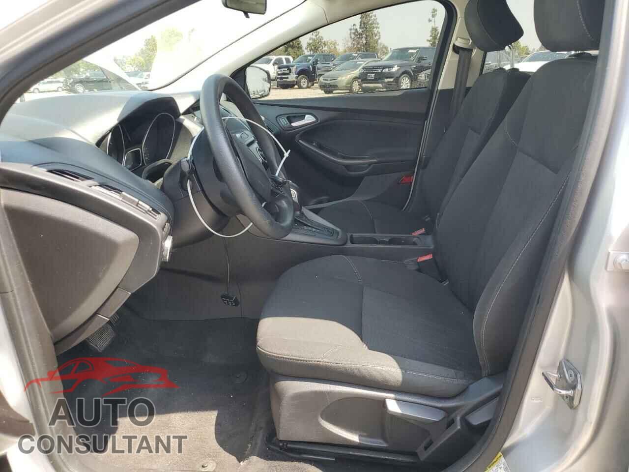 FORD FOCUS 2017 - 1FADP3M20HL264619