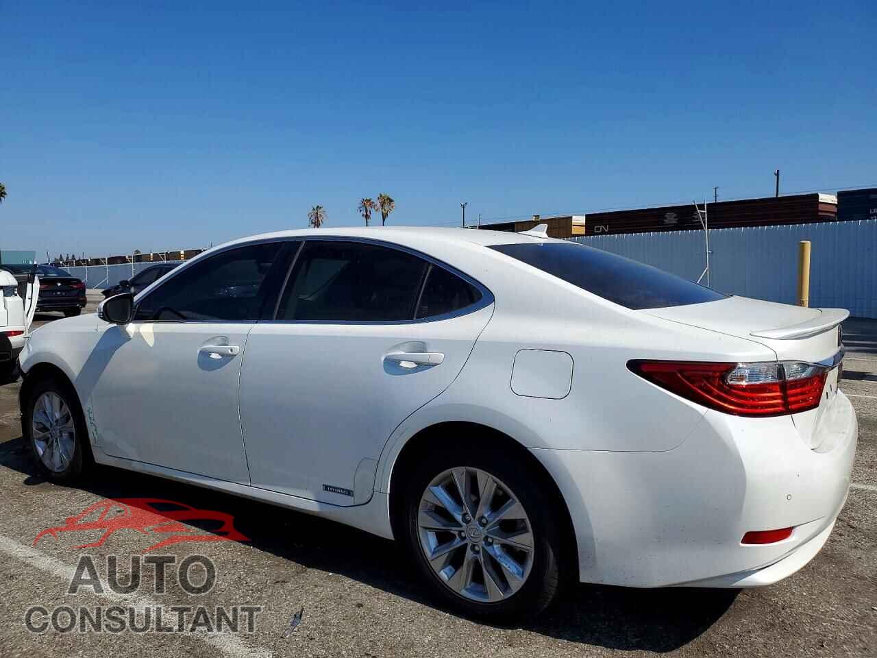 LEXUS ES300 2013 - JTHBW1GG5D2016798