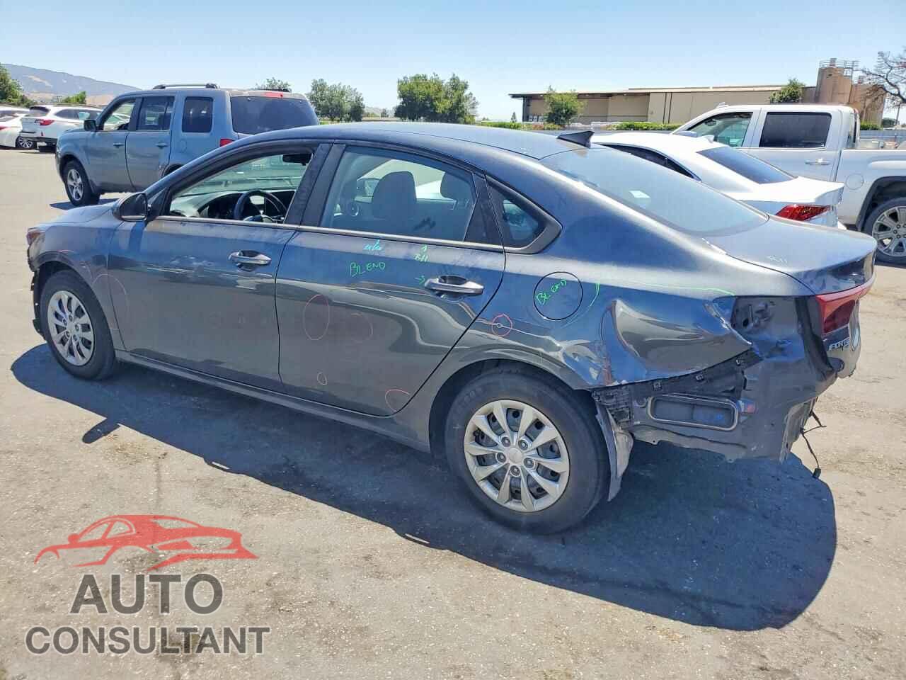 KIA FORTE 2023 - 3KPF24AD3PE562571