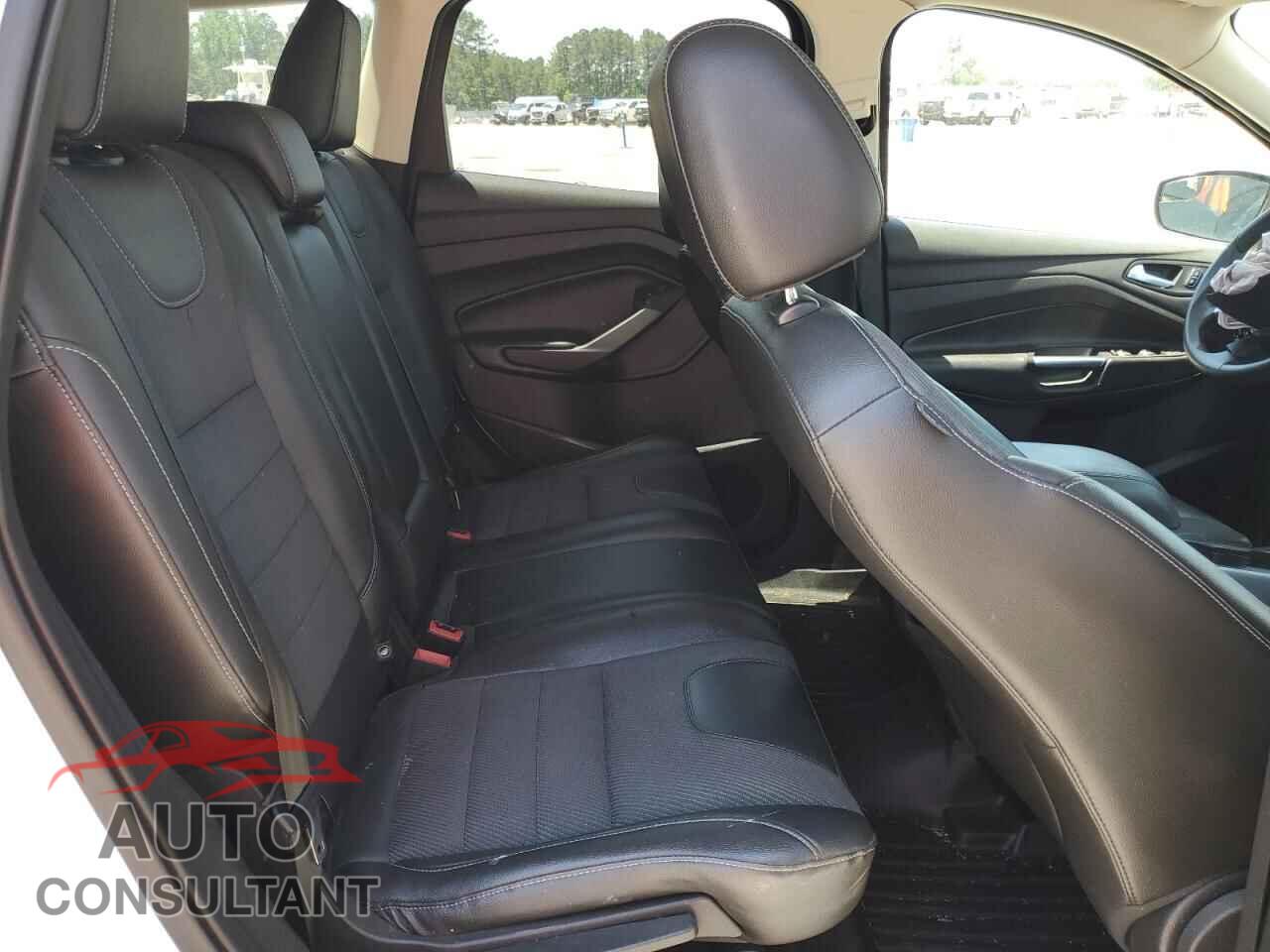FORD ESCAPE 2014 - 1FMCU0GX4EUE46328