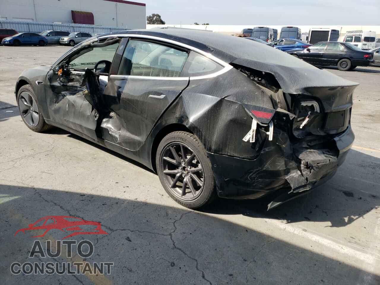 TESLA MODEL 3 2019 - 5YJ3E1EAXKF190092