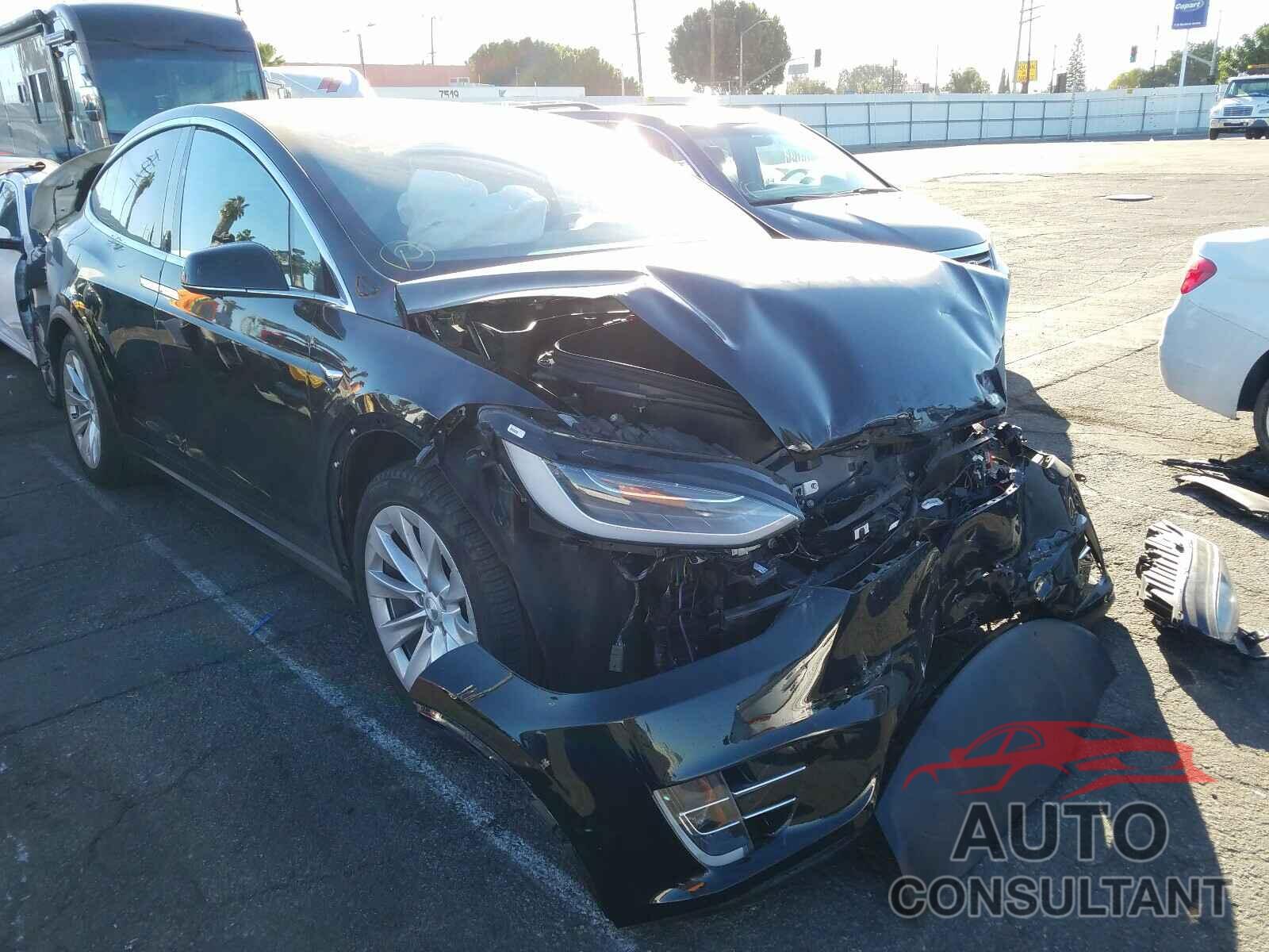 TESLA MODEL X 2017 - 5YJXCBE28HF053702